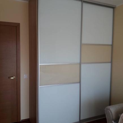 Wardrobe with Sliding Doors
